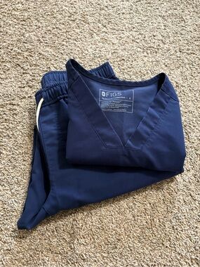 Figs Navy Medical Scrub Top and Jogger Pants